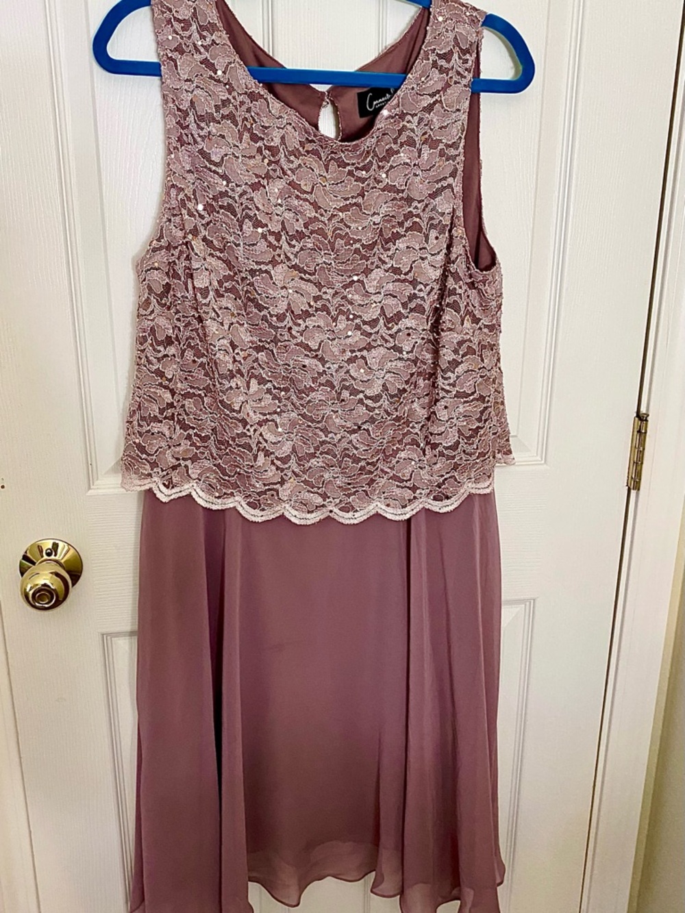 connected apparel Dusty Mauve Lace-Top Midi Dress